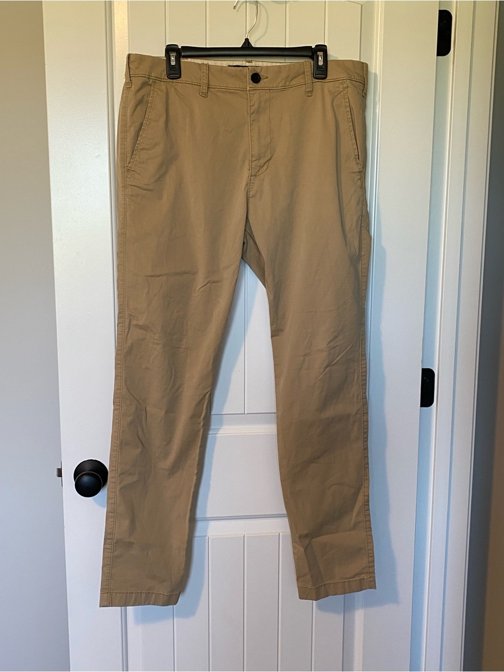 Hollister Men's Slim Khaki Chino Pants - Tan